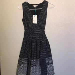 BRAND NEW  Patterned Sun Dress With Belt